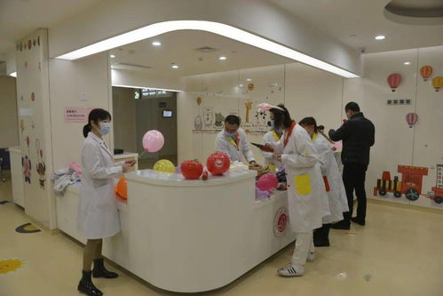 太原市婦幼保健院 “相約婦幼 志愿同行” 小丑醫(yī)生志愿服務(wù)點亮中醫(yī)養(yǎng)生保健新體驗